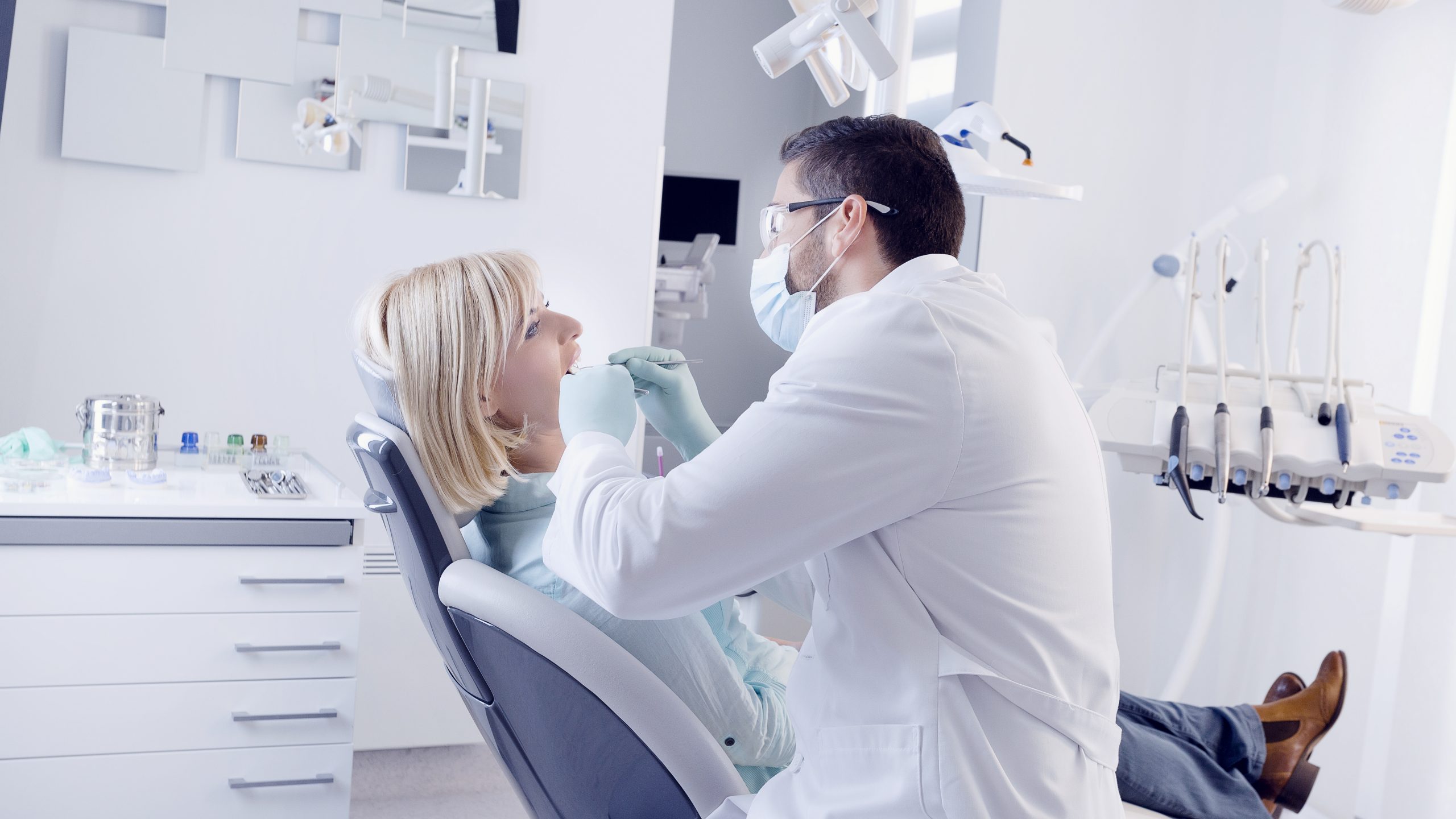 Dentist in West Suffield, CT